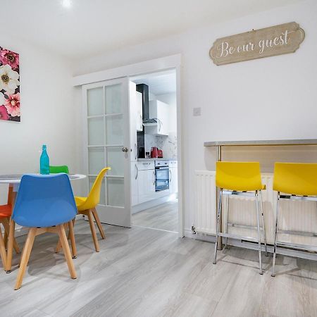 Pass The Keys - Bright & Airy 2Br 2Bath Apt In Perfect Location Belfast Esterno foto
