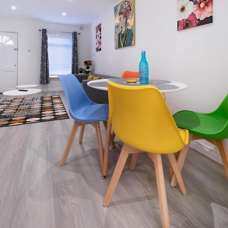 Pass The Keys - Bright & Airy 2Br 2Bath Apt In Perfect Location Belfast Esterno foto