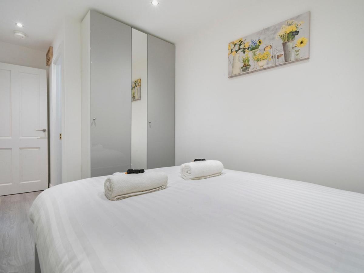 Pass The Keys - Bright & Airy 2Br 2Bath Apt In Perfect Location Belfast Esterno foto